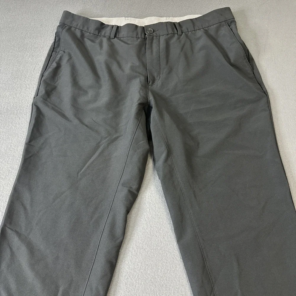 Nike Golf Mens Pants Black  Size 38 x30 Dri-Fit Standard Fit Polyester Blend